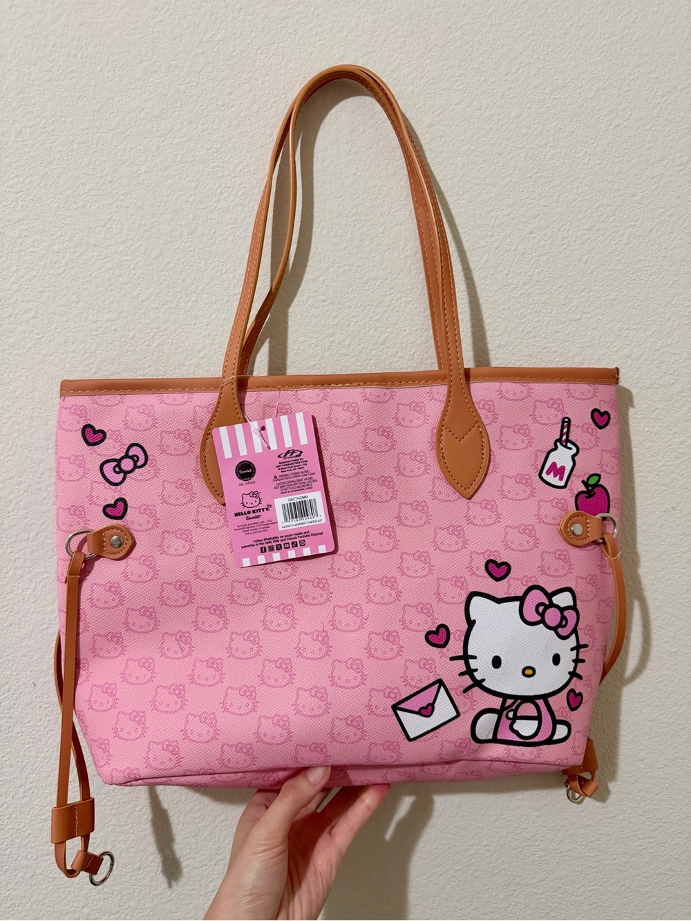 Hello kitty pink tote purse NWT